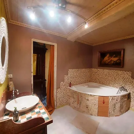 Maison Le Troubadour Holiday home